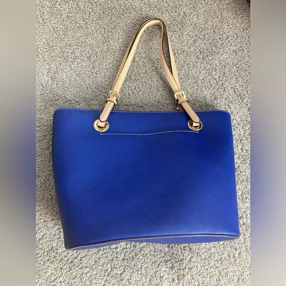 Gently used Michael Kors Purse - Picture 8 of 8